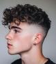 Мужская стрижка Curly Fringe
