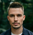 Мужская стрижка Short Spiky Hair