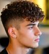 Мужская стрижка Curly Undercut